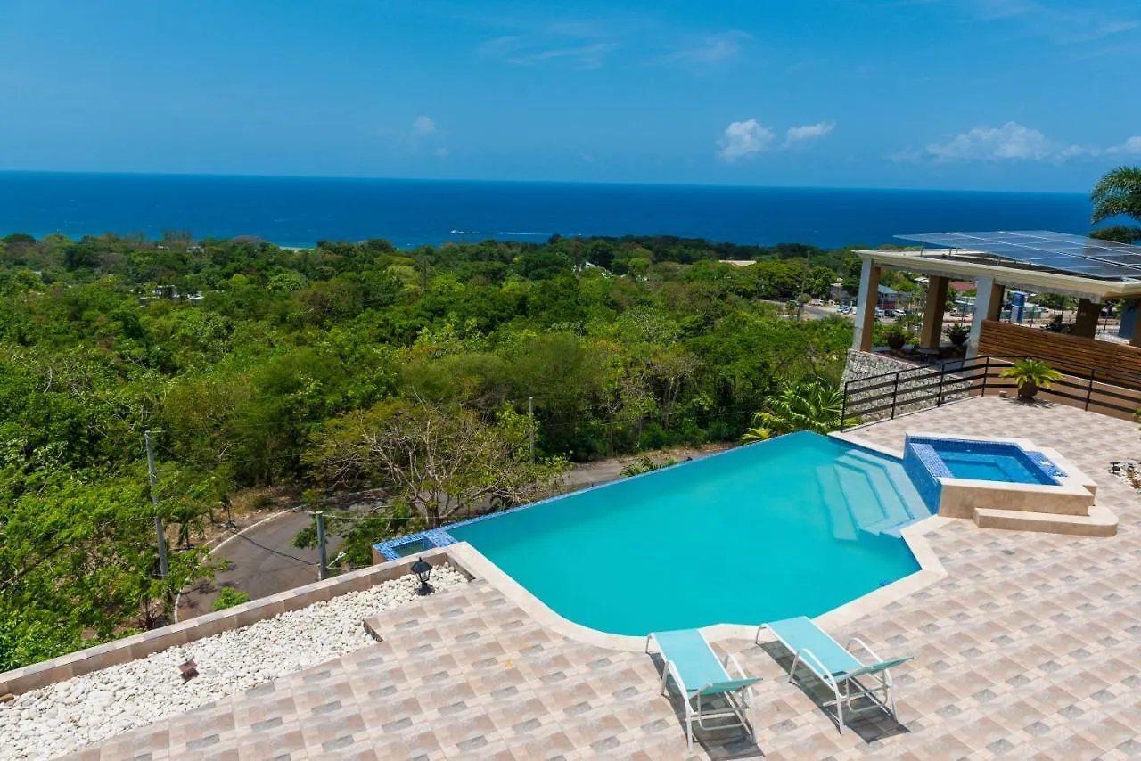 Villa Heavenly View Ocho Rios Ferienhaus