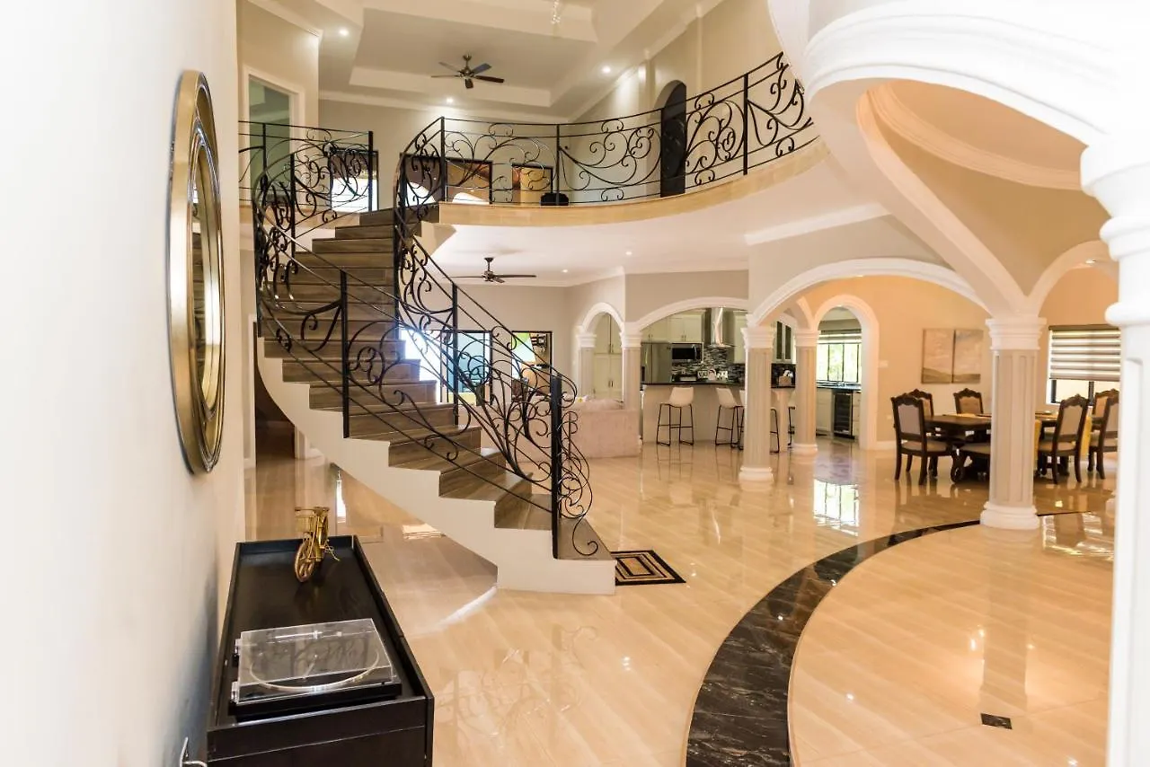 Villa Heavenly View Ocho Rios 0*,