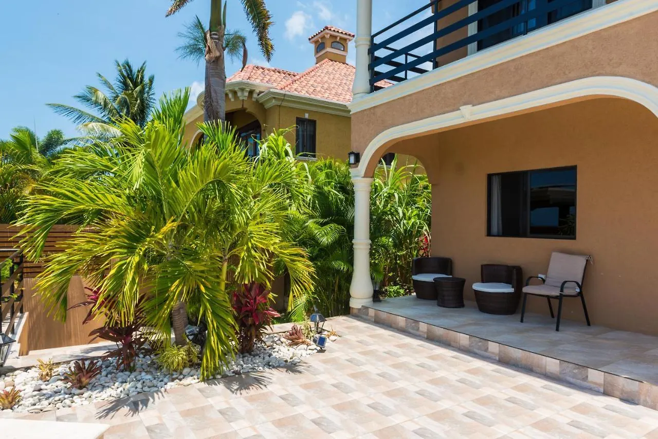 Villa Heavenly View Ocho Rios Ferienhaus