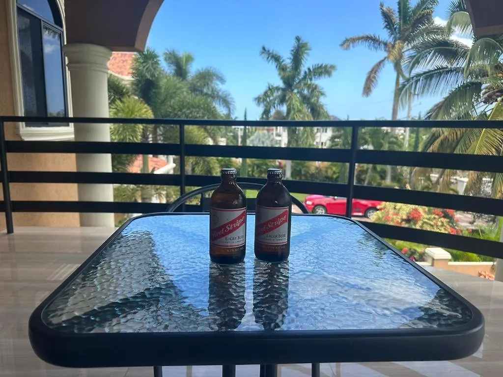 Villa Heavenly View Ocho Rios Ferienhaus