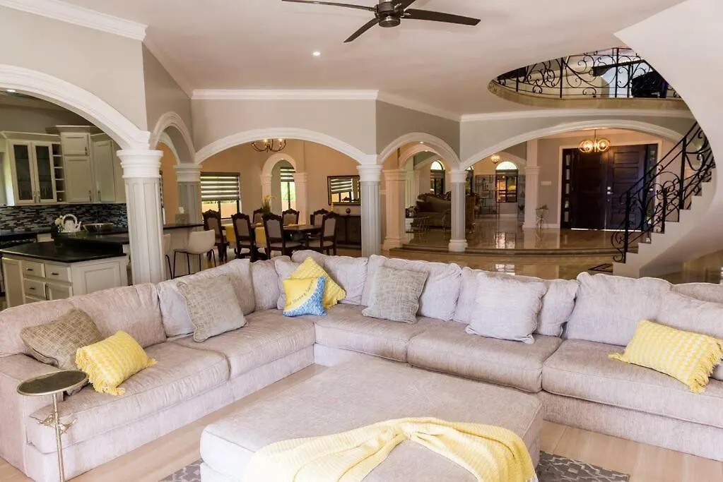 Ferienhaus Villa Heavenly View Ocho Rios Jamaika